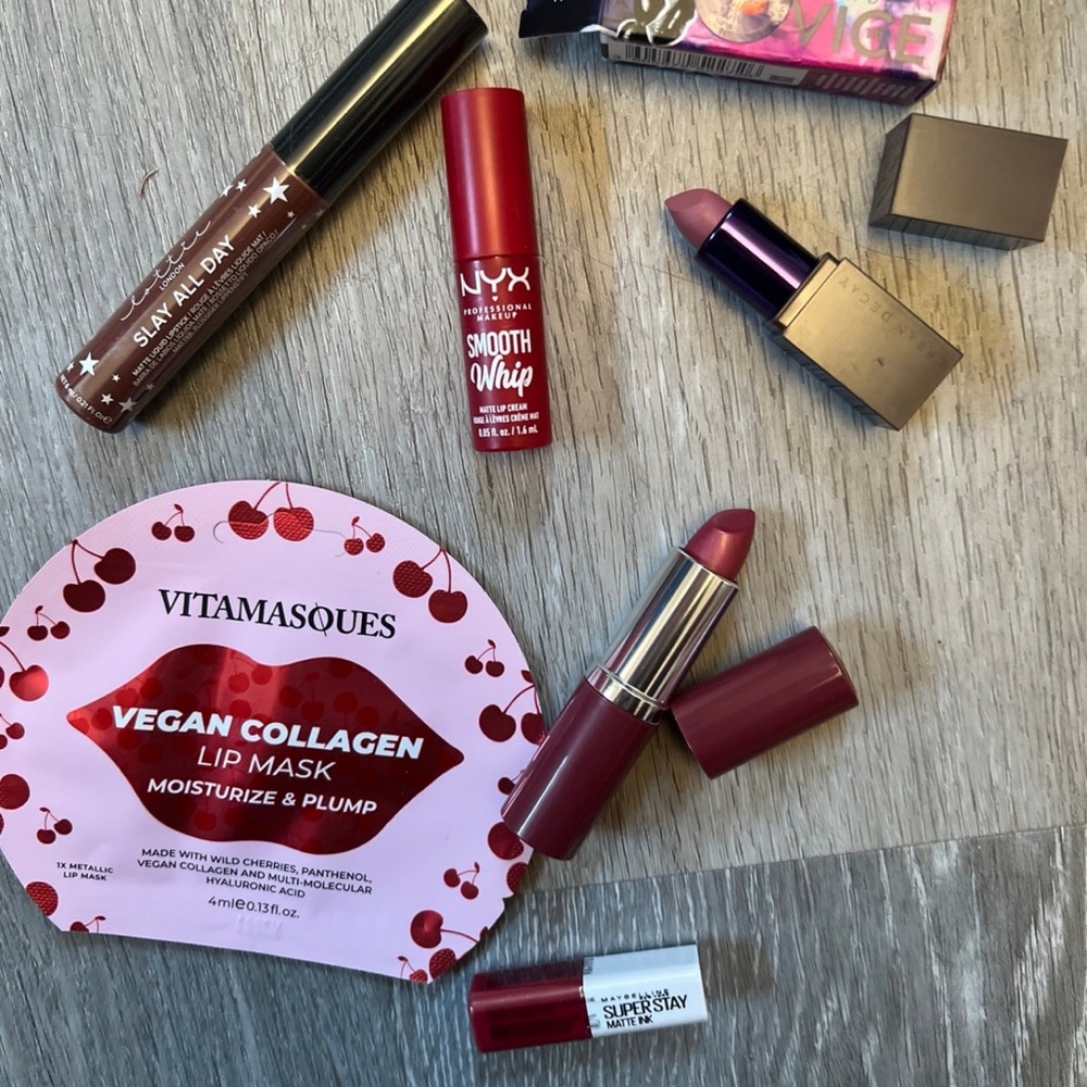 Lipstick Bundle - Picture 2 of 2